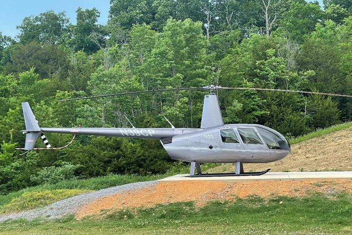 Robinson R44